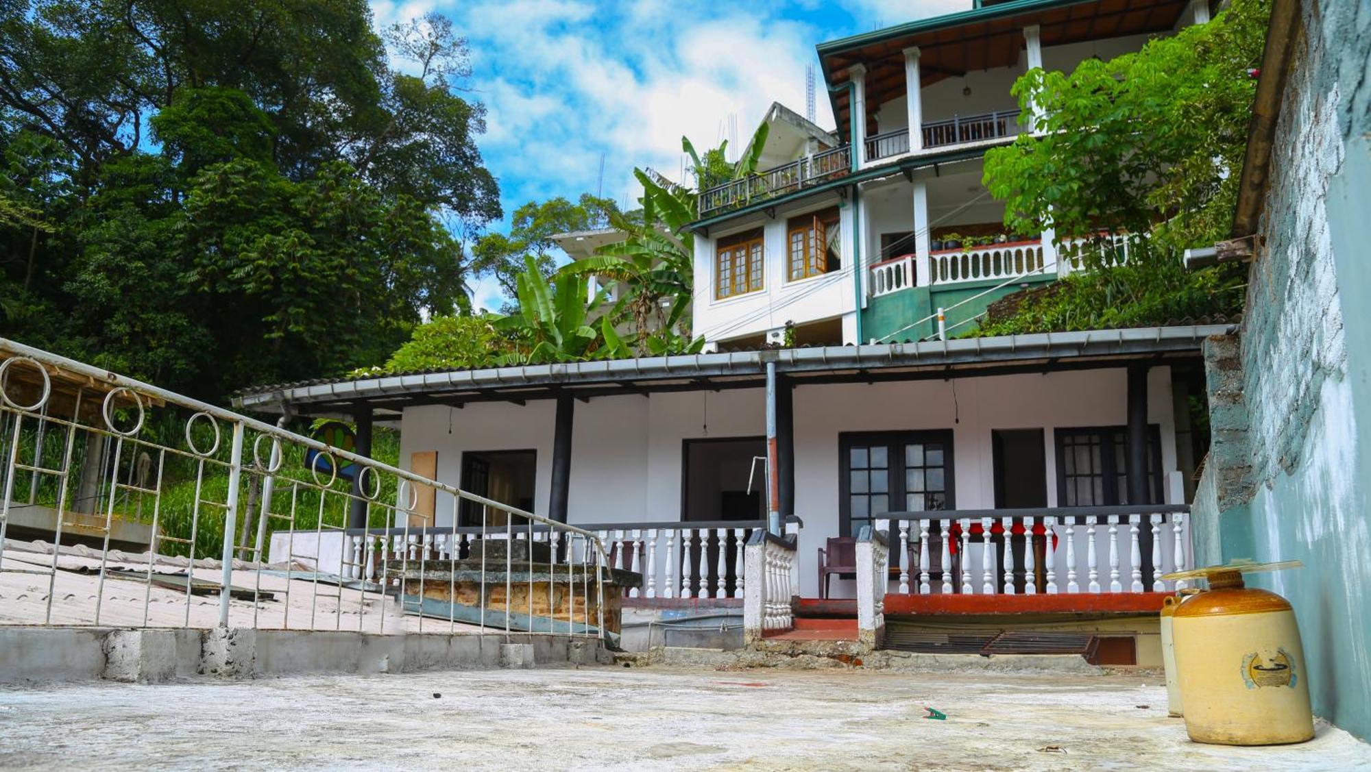 Sakura Hill Apartment Kandy Luaran gambar